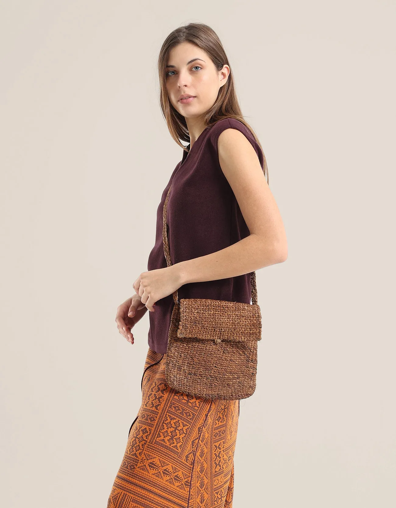 Braided genuine leather bag