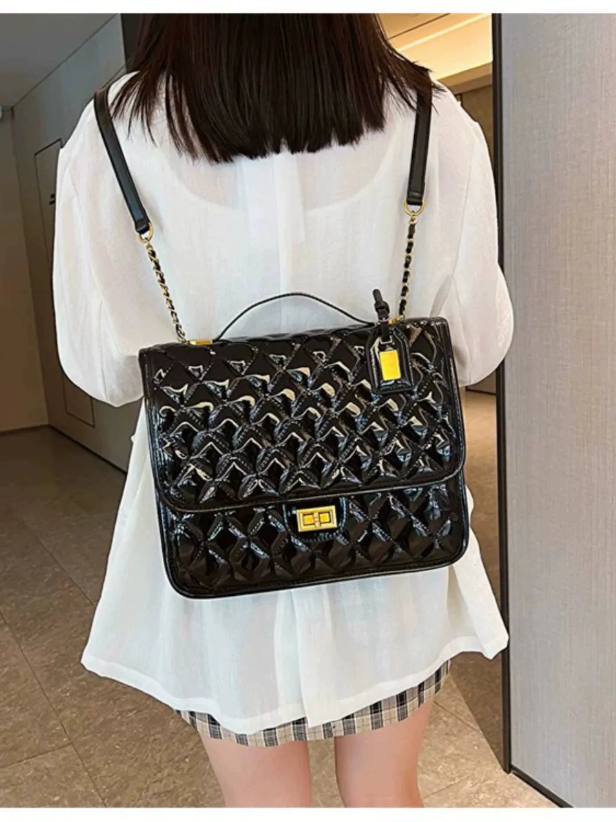 Quilted Women's Work Clothing Special-Interest Design Chain Backpack