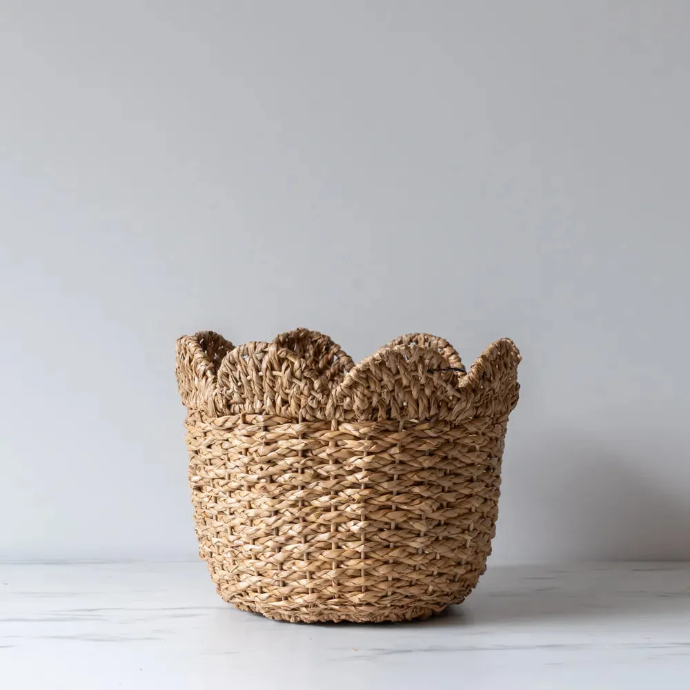 Storage Baskets with Decorative Scalloped Edge