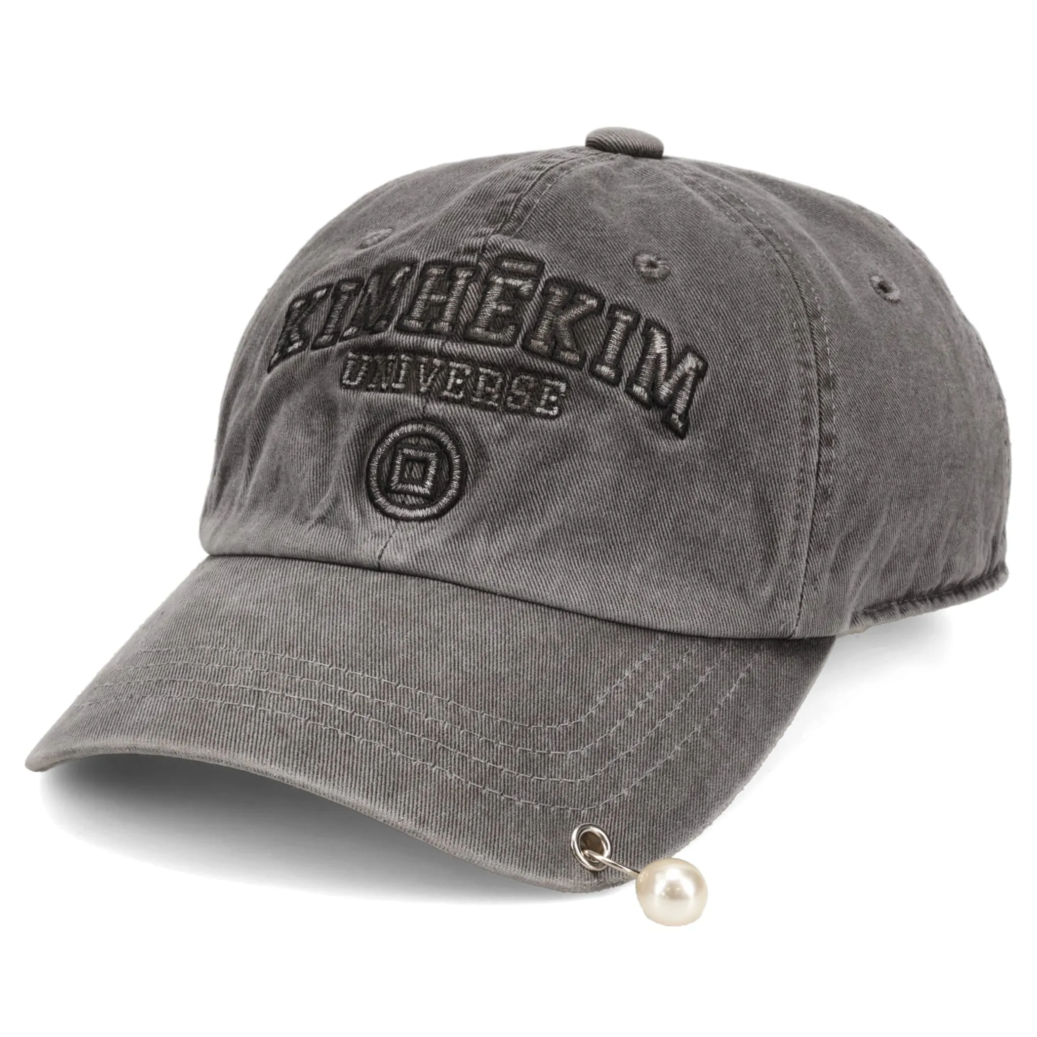 UPCYCLED PEARL PIERCED BASEBALL CAP / GREY